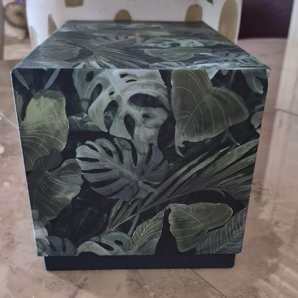 Tommy Bahama Tropical Leaf Box